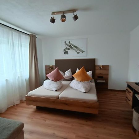 Haus Felix Apartment Петной ам Арлберг Екстериор снимка
